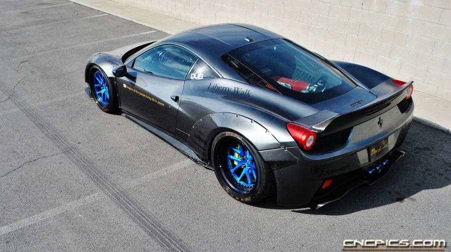  Ferrari 458 Italia by LB Walk Performance 2014 года  (фото 5 из 25)